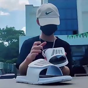 [Free Shipping] New Summer Slippers Versatile for Outdoor Wear Korean Style Unique One-Strap Slippers for Couples Outdoor Non-Slip Casual Sandals