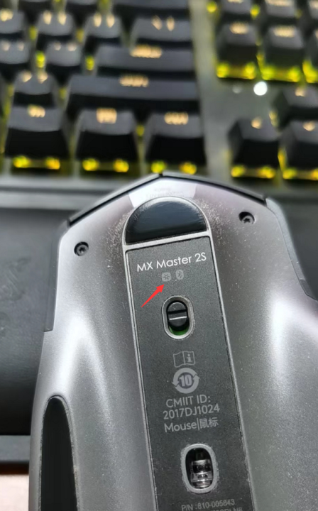 Original%20Logitech%20USB%20Unifying%20Receiver%202.4%20GHz%20Compatible%20Logitech%20Unifying%20Devices%20for%20Logitech%20Mouse%20and%20Keyboard%20-%20Image%203