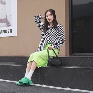 [Free Shipping] High-heeled thick-soled slippers for women large size suitable for outdoor wear new summer beach shoes