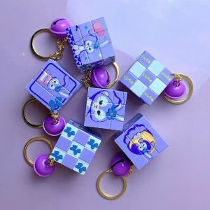 Đồ chơi móc khóa rubik rubic 3x3 hoạt hình gấu dâu khủng long vàng siêu quậy thỏ tím pikachu người nhện ... đáng yêu