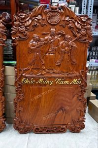 Đốc lịch gỗ Hương nguyên khối trạm khắc Tam Đa size lớn 48x82cm