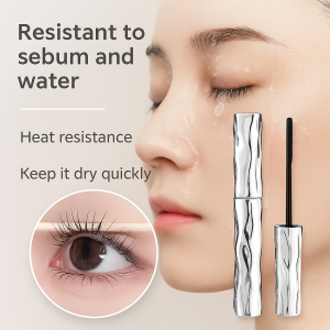 Magnifying Eyes Waterproof Mascara for All Year Round Women NonSmudge Curling Suitable for Any Adult