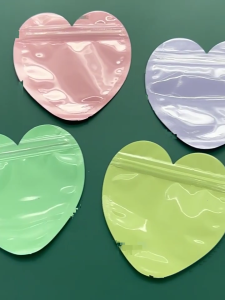 Versatile Heart shaped Self sealing Bags Trendy Storage Bags Stylish Organizer for Showcasing Your Accessories