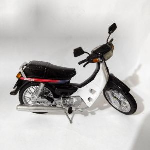 Diecast Astrea Grand SKALA 1:18 | Miniatur HONDA ASTREA GRAND Diecast HONDA ASTREA GRAND Replika HONDA ASTREA GRAND. BISA FULL CUSTOM