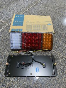 ( giá 1 chiếc ) ĐÈN HẬU XE TẢI 3 KHOANG SD-2003 ĐIỆN 12V 24V