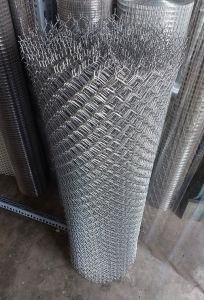 KHỔ CAO 1M LƯỚI SẮT B20LƯỚI QUÂY VƯỜNCHUỒNG NUÔI