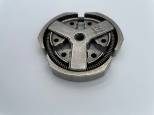 คลัทช์ คลัช 3800 ผ้าครัช 3800 ครัชเลื่อยโซ๋ยนต์ 3800 ครัชเหล็ก 3800 สําหรับเครื่อง 3 แรง แข็งแรงทนทาน