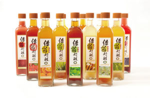 (Imported from Taiwan) *Ready Stock* Luyin Natural Burdock Vinegar 绿茵牛蒡醋