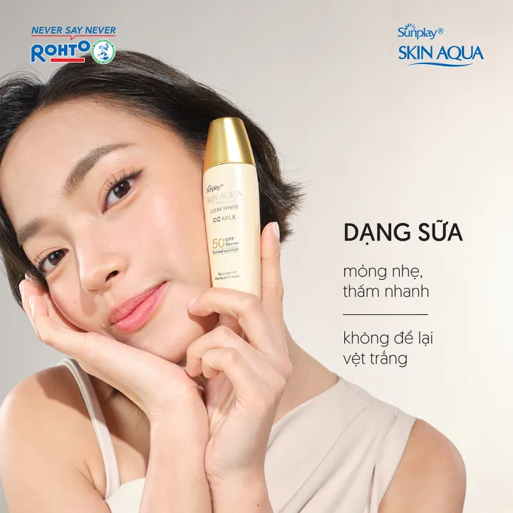 Kem chống nắng Skin Aqua trang điểm tạo nền trắng mịn & đều màu dạng sữa Sunplay Skin Clear White CC Milk SPF 50, PA++++ 25g