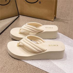 [Free Shipping] New Ins-Style Height-Increasing Sandals For Women Platform Thick-Soled Flip-Flops Versatile And Non-Slip Summer Beach Shoes