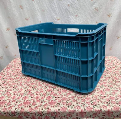 Heavy duty plastic whole crates