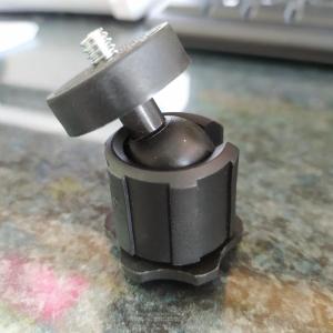 MINI BALL HEAD PLASTIK BALL HEAD UNTUK TRIPOD KAMERA RINGLIGHT 360