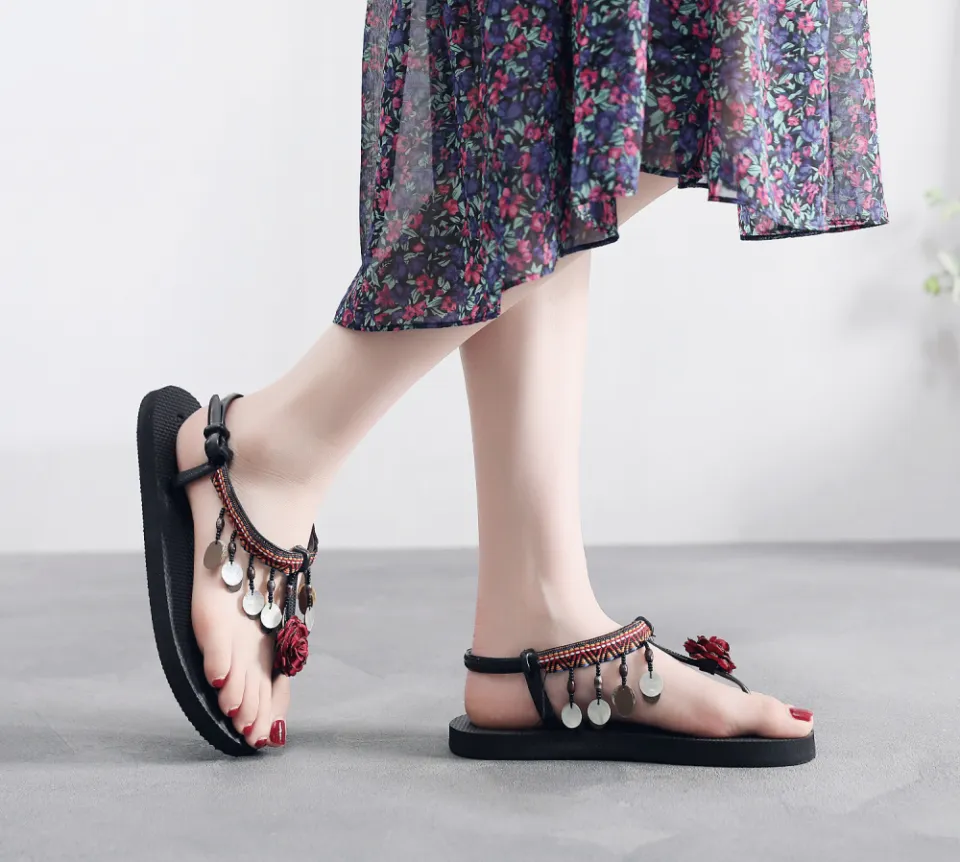 Hot Selling Customize Women Ladies Fashion Beach Bohemian Flat Sandals  Ladies Shoes - China Shoes and Women Shoe price | Made-in-China.com