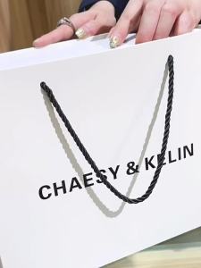 Shiling offers a high-end luxurious chain bag with a genuine leather crocodile pattern featuring a large capacity fashionable design and versatile style making it a perfect shoulder bag or crossbody bag