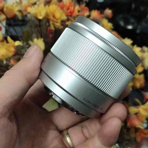 Ống kính Lumix 25f1.8 cho các dòng máy lumix và olympus