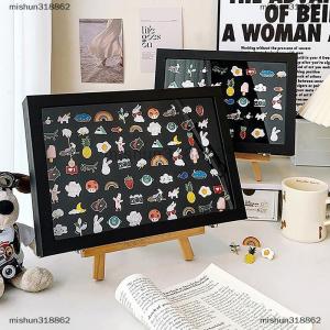 mishun318862 กล่องเก็บของป้ายบาร์กล่องใสกันฝุ่นกล่องหมุดโชว์เหรียญเครื่องประดับหนัง PU