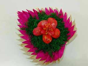 กระทงลอยกระทงไทย 8 นิ้ว ลายดอกไม้สีสันสดใส พร้อมธูปเทียน แพ็คสุดพิเศษ( เรือ หัวใจ กลม ดาว)