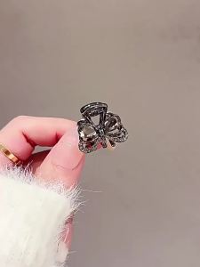 Korean Style Exquisite Black Crystal Bow Small Grab Clip for Women Alloy Cute Hair ClipsHair Claw Fashion Hair Accessories