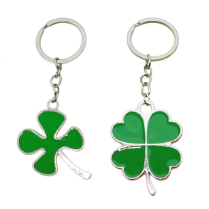 Exquisite Alloy Four Leaf Clovers Keychain Symbolizing Luck and Happiness Decoration for All Ages Special Gifts Ideas