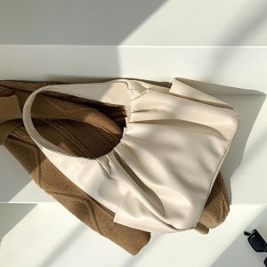 JUTBONG Soft Leather Croissant Bags Pleated Large Capacity Armpit Bag Leisure Handbags Women