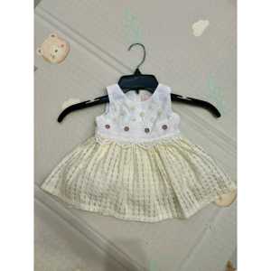 Preloved Dress Pesta Anak Smile Rabbit Warna Putih Kuning Bunga Bunga Sleeveless Rok Mekar / Dress Bayi 6 bulan Flower / Baju Anak Perempuan / Dress Ulang Tahun