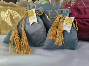 GIFT ถุงผ้า ถุงผ้าหูรูด กระเป๋าผ้า ถุงกำมะหยี่ ถุงหูรูด  งานตัดเย็บอย่างดี หูเชือก ผ้านุ่มลื่น  ใส่เครื่องประดับ