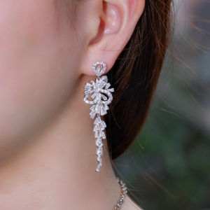 SEQUITO Dazzling Silver Plated Tassels Drop Long Wedding Earrings Paved CZ Crystal Engagement Jewelry for Women Party Dress Accessories SE420