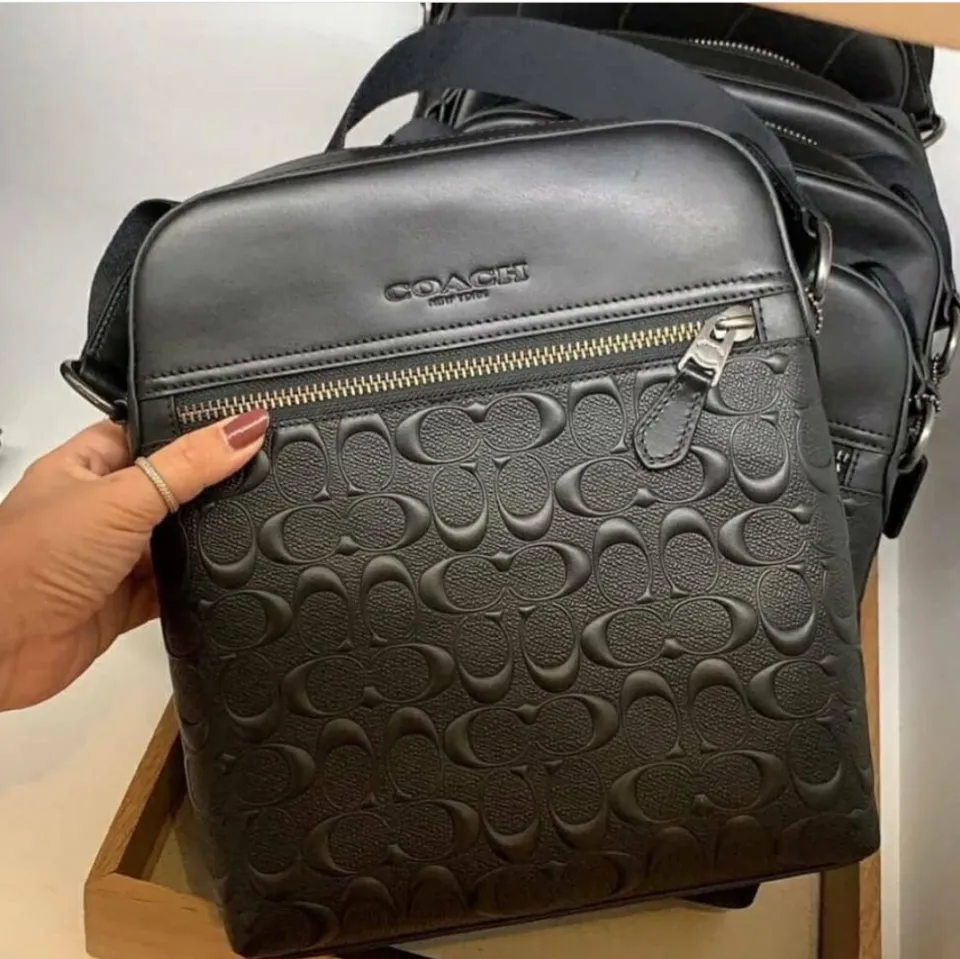 Coach houston flight bag best sale in signature leather black