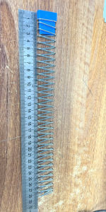 Lò xo sử dụng trong thanh ray máy cắt đầu bàn sử dụng trong ngành may mặc (GIÁ 1 CÁI)