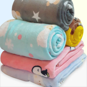 6ฟุต/3ฟุต ผ้าห่มนาโน ผ้าห่มนุ่มๆ ผ้าห่มเด็ก 90*120 / 90*180 ผ้าห่มพกพา เบาสบาย กันหนาวได้ ผ้าห่มลายการ์ตูน ลายน่ารัก ผ้าคลุมผู้ใหญ่