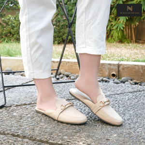 Nicholas Edison Flat Thea Sandal Mules Slip On Round toe Terbaru