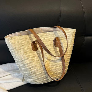 Large-capacity woven straw bag for commuting striped color-blocking versatile straw bag beach bag for seaside vacations single-shoulder straw bag