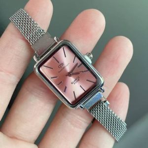 ใหม่ล่าสุด !!! นาฬิกาแฟชั่น ดีไซน์สุดหรู นาฬิกาผู้หญิง  สายแม่เหล็ก ปรับขนาดได้ตามต้องการ