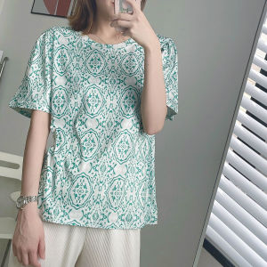 LHMonday เสื้อยืดคอกลมลายสุดจัด ลายสกรีนโดดเด่น☄️ ผ้าคอตตอน เป็นมิตรกับผิว สะดวกสบาย 🔥 แมทช์ทุกไลฟ์สไตล์การแต่งตัว 🌼