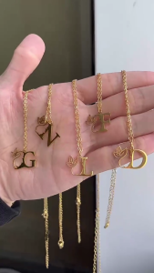 Unique Dinosaur Pendant Necklace Adorable Wildlife Modern Streetwear Necklace Suitable for Boys and Girl Present