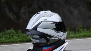 Modular Helmet Motorcycle Men Full Face Helmet Motorcycle Large Spoiler Couples Racing Helmet with Bluetooth Slot Modular Helmet Motorcycle Men