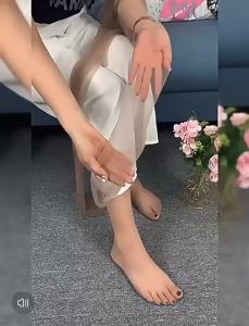 0d隐形丝袜女春夏超薄款防勾丝美肤袜批发月光灰色带脚型高透黑丝