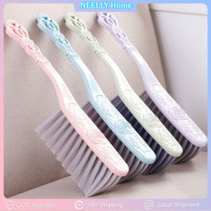 1PC European Carved Bed Brush Long Handle Household Solid Color Brush Sofa Carpet Anti-static Plastic Dust Removal Brush