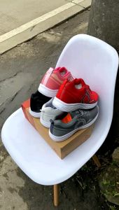 Sepatu Sneakers Wanita / Sepatu Jogging / Sepatu Olah Raga Senam Zumba Aerobik Gym / Sepatu Casual Wanita