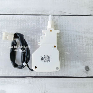 Công tắc khóa cửa máy giặt TOSHIBA cửa trên D980 3 chân 220V RF DLS-13a-4E
