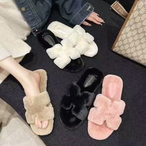 [Free Shipping] Korean-Style WomenS Slippers For Outdoor Wear 2025 Autumn/Winter New Fashion Flat-Soled One-Strap Cotton Slippers