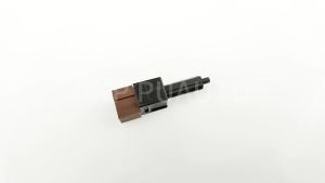 25300-AT300 25300-4M400 Cruise Control Clutch Switch for for Nissan Altima 350Z Altima Sentra Versa (Black)