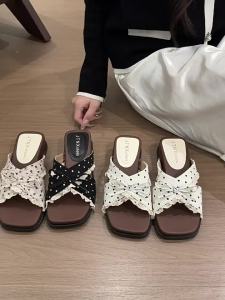 WomenS Mid-Heel Sandals For Summer 2026 New Style To Pair With Skirts Floral Pattern Sandals