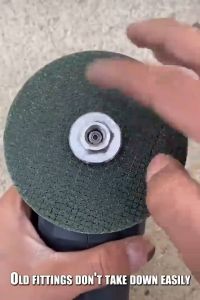 Angle Grinder Flange Kit - Metal Flange and Black Washer - For Cutting and Grinding Tasks - 100% Brand New - Free COD Shipping - 24H Local Delivery Durable