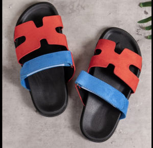 [Free Shipping] 2026 Summer New WomenS Slippers Plus Size Versatile Thick-Soled One-Strap Casual Sandals With Velcro Closure
