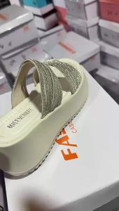 [Free Shipping] WomenS Rhinestone Flip-Flops 2026 Summer Outdoor Thick-Soled Height-Increasing Sandals Versatile For Pairing With Skirts Beach Shoes