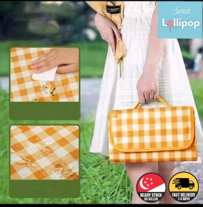 [SG stocks]Outdoor ins style waterproof mat foldable picnic beach camping mat