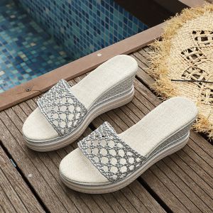 [Free Shipping] Plus-Size Lightweight Beach Sandals For Women 2026 Summer New Style With A Hollow Design Soft Sole And A Single-Strap Design