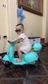 Xe máy điện Vespa cao cấp cho bé. 