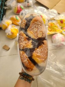 1 Ổ Bánh mì hoa cúc nhân Socola - 350gam